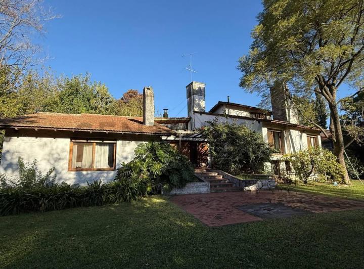 Casa · 307m² · 5 Dormitorios