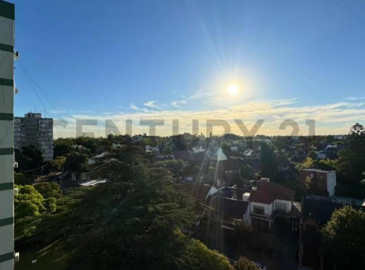 Departamento · 61m² · 4 Ambientes · 1 Cochera