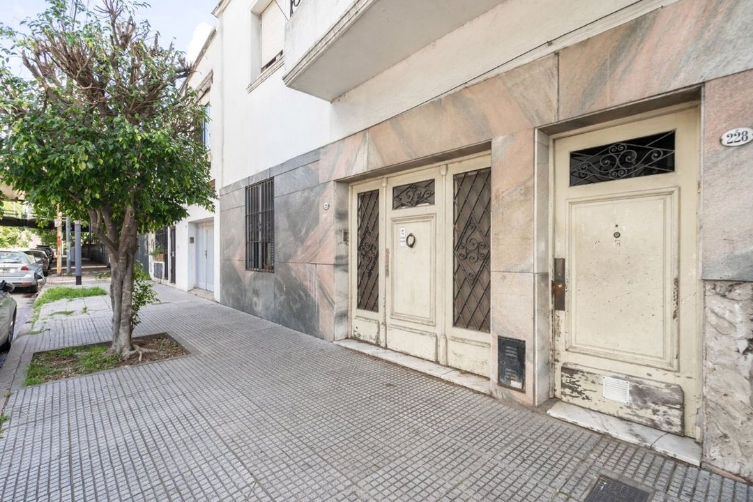 PH 5 AMB VENTA VERSALLES  SIN EXPENSAS 2 PISOS
