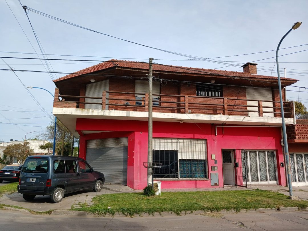 ALQUILER 24 MESES LOCAL COMERCIAL ZONA LOURDES