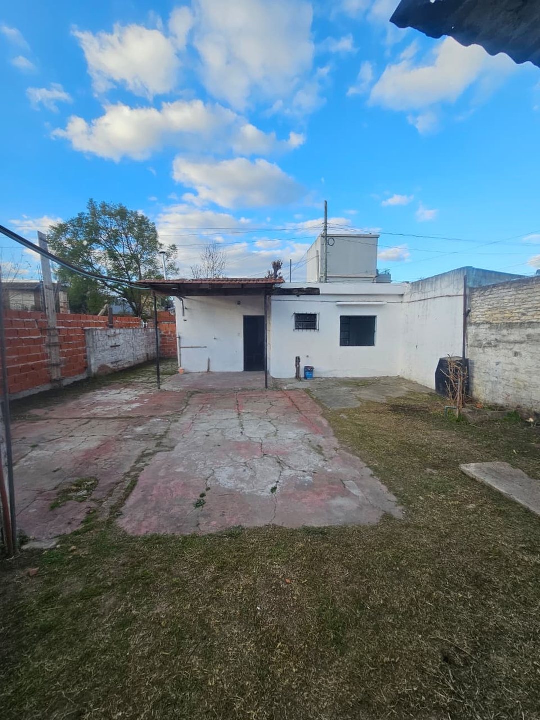 VENTA CASA CON JARDIN JOSÉ C PAZ