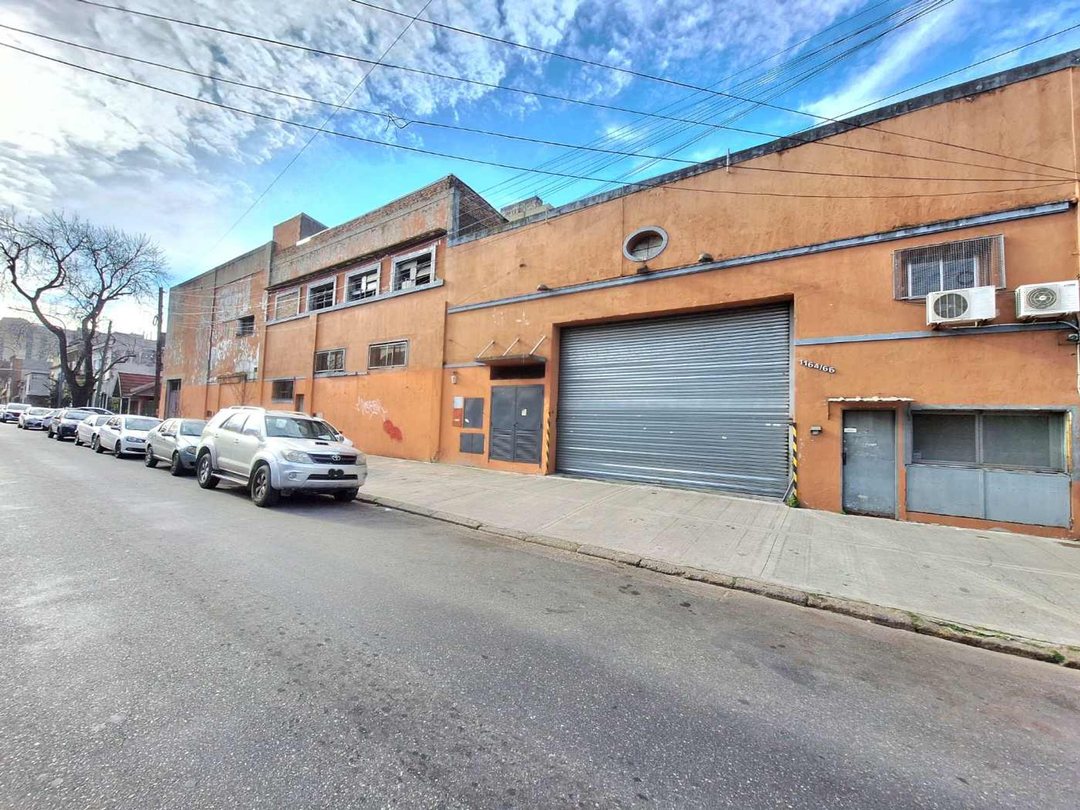 ALQUILER DEPÓSITO MATADEROS 3500 M2 A MTS ALBERDI