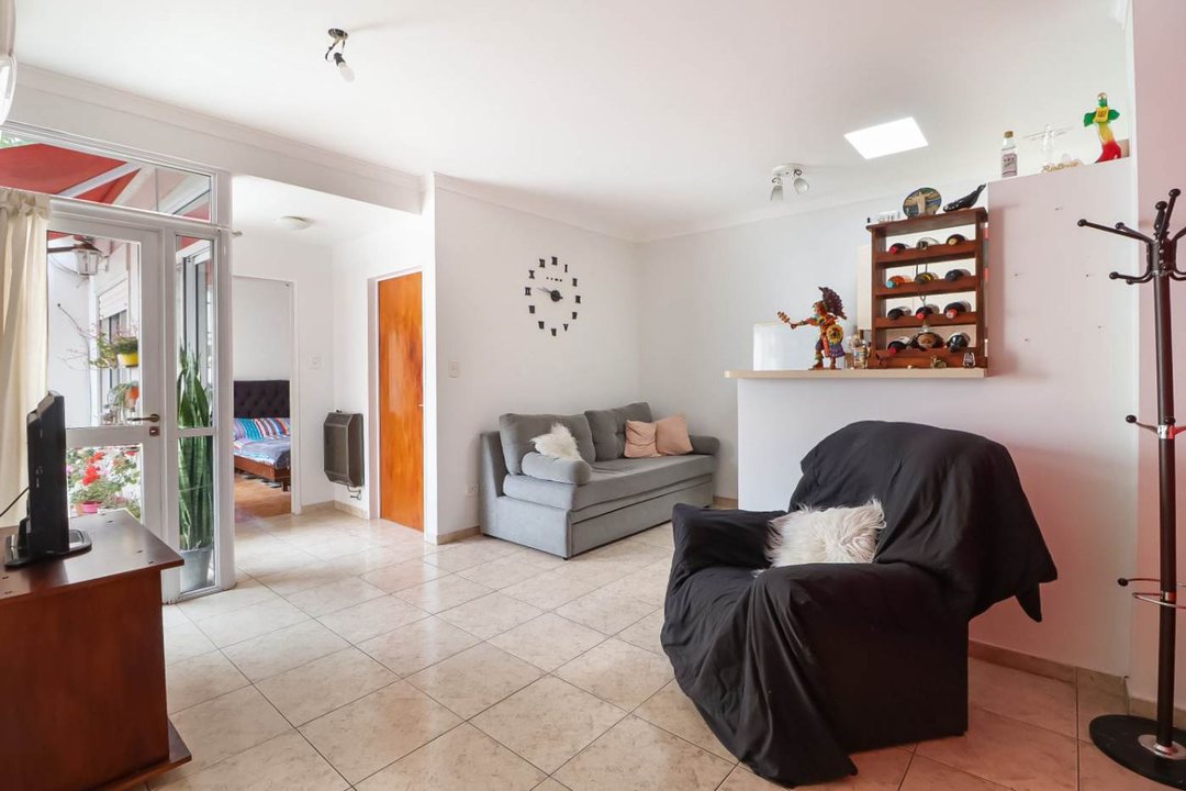 VENTA PH 2 AMBIENTES CON BALCON APTO OFICINA