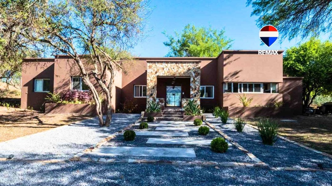 CASA EN VENTA LA LUCINDA NORTE 3 DORMITORIOS