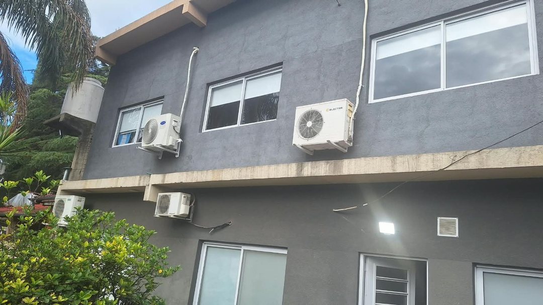 VENTA CASA DE 2 PLANTAS EN PABLO PODESTA