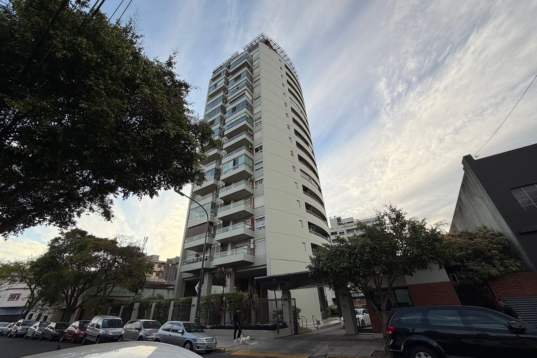 VENTA DPTO 4AMBIENTES C/PILETA-SEGURIDAD MATADEROS