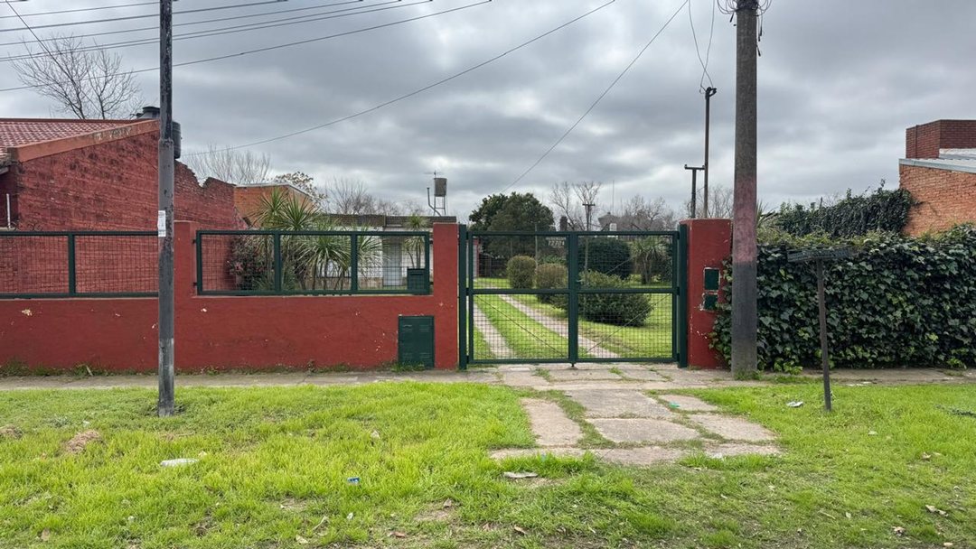 VENTA LOTE BARRIO LARREA/EMPALME