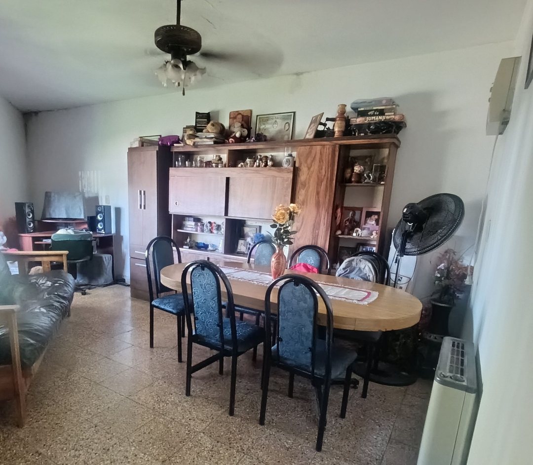 VENTA CASA 2 DORM B° MÁRQUEZ. CORDOBA