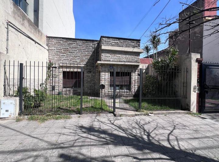 Casa · 1m² · 3 Ambientes