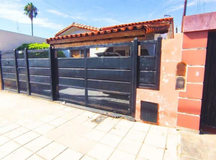 Casa · 82m² · 4 Ambientes · 1 Cochera