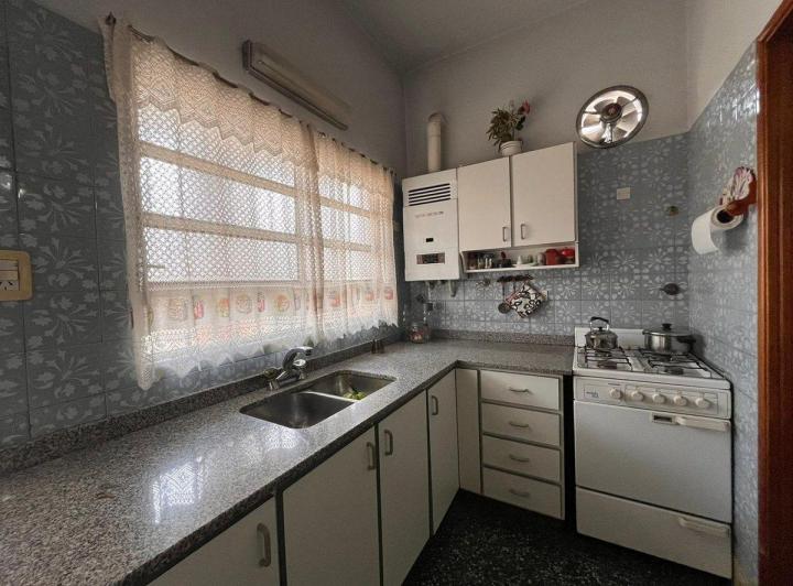 Casa · 110m² · 4 Ambientes · 2 Cocheras