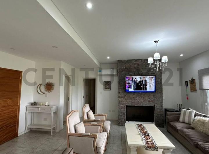 Casa · 170m² · 5 Ambientes