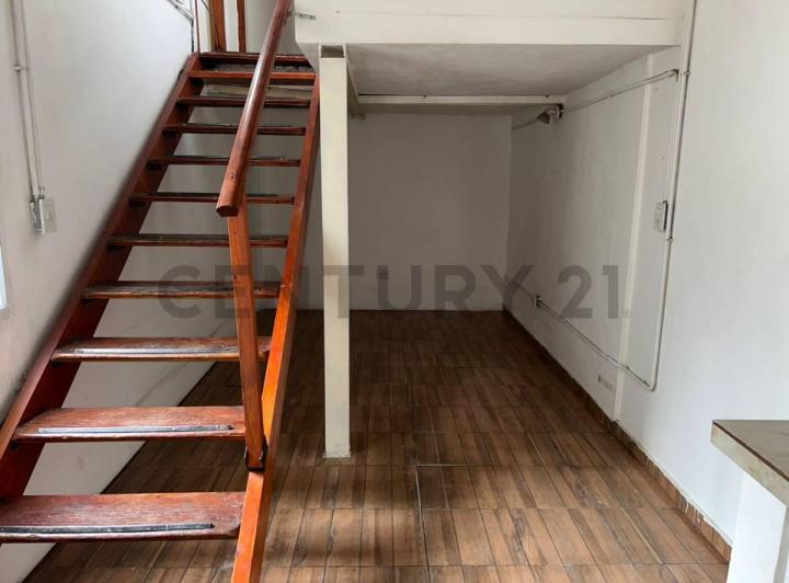 Casa · 246m² · 4 Ambientes · 1 Cochera