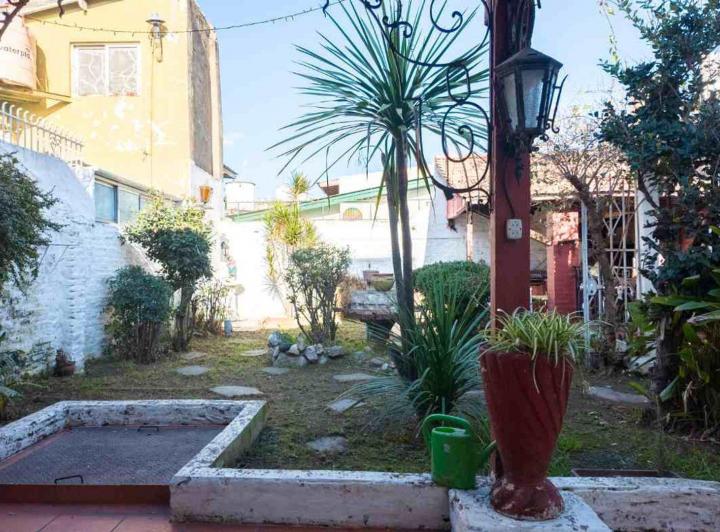 Casa · 72m² · 5 Ambientes · 1 Cochera
