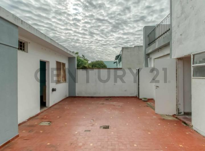 Casa · 130m² · 6 Ambientes