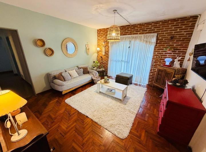 Departamento · 95m² · 5 Ambientes