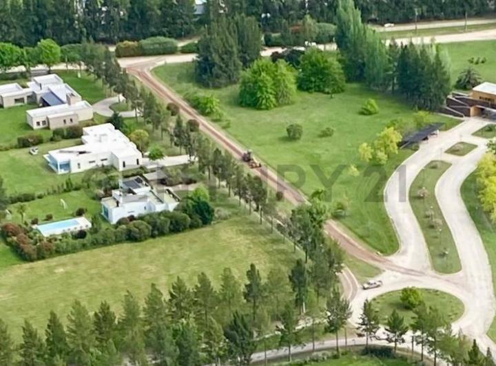Terreno · 2524m²