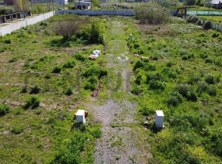 Terreno · 4900m²