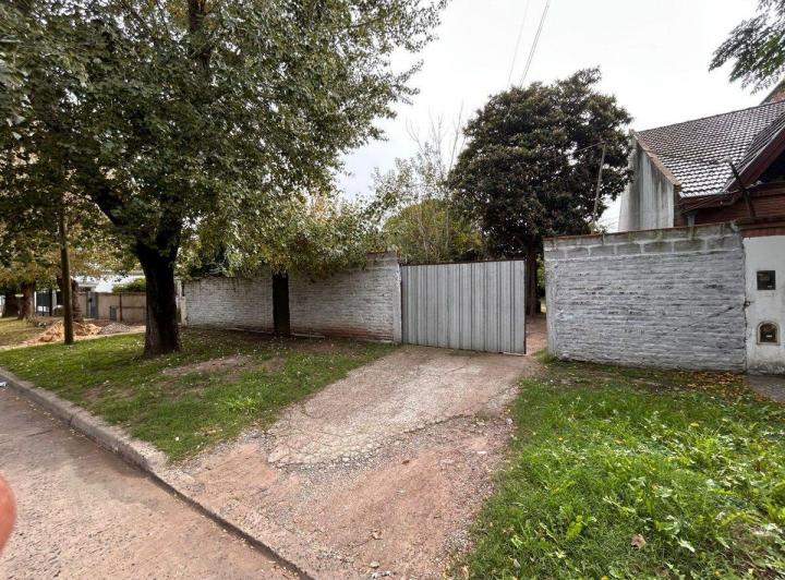 Terreno · 923m²