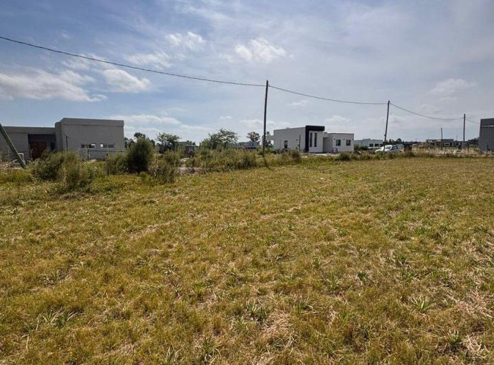 Terreno · 643m²