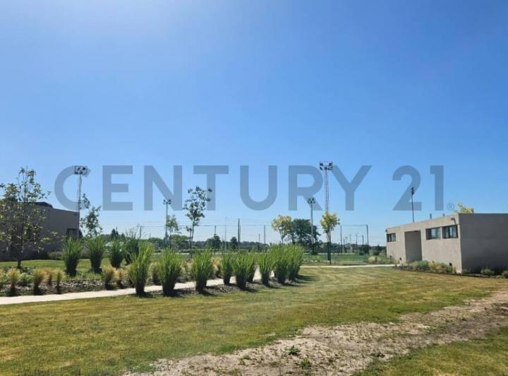 Terreno · 602m²