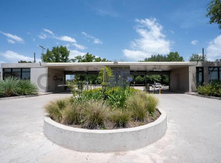 Terreno · 746m²