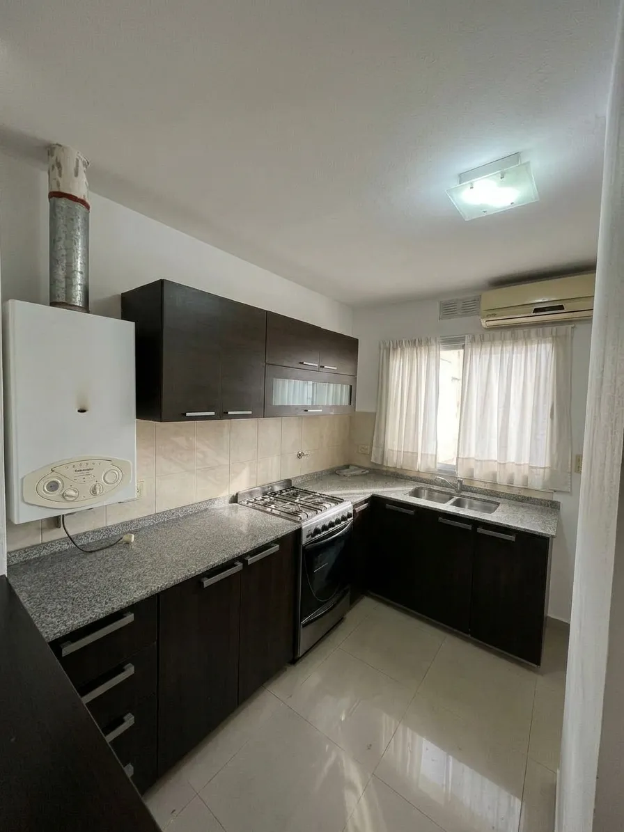 ALQUILO DUPLEX DE 2 DORM EN VILLA CARLOS PAZ ! SANTA RITA