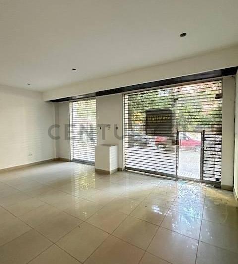 Local comercial · 80m²