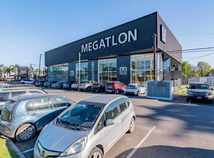 Local comercial · 2887m²