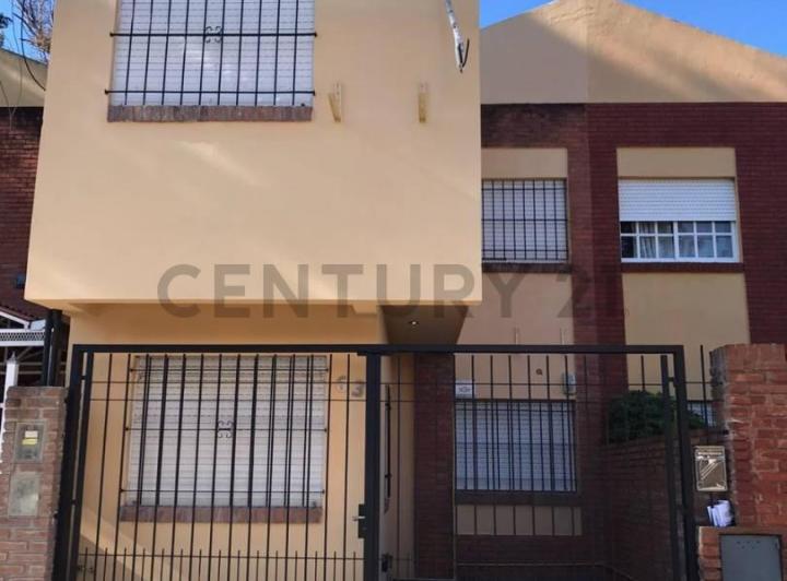 Casa · 120m² · 4 Ambientes · 1 Cochera