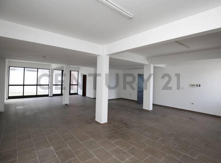 Local comercial · 80m²