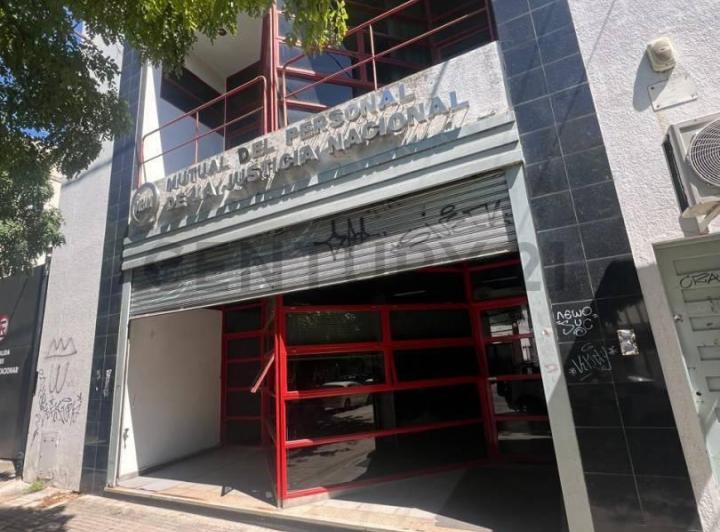 Local comercial · 500m²
