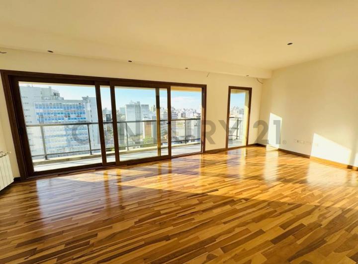 Departamento · 156m² · 5 Ambientes · 1 Cochera