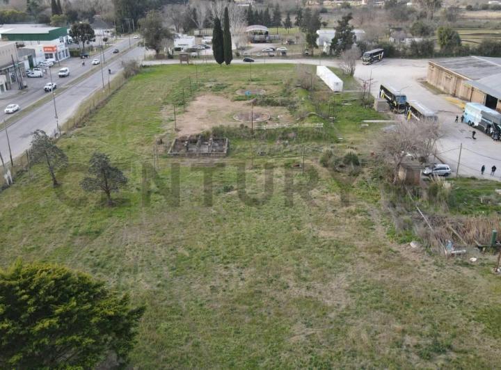 Terreno · 14000m²