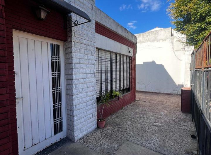 Casa · 161m² · 4 Ambientes · 1 Cochera