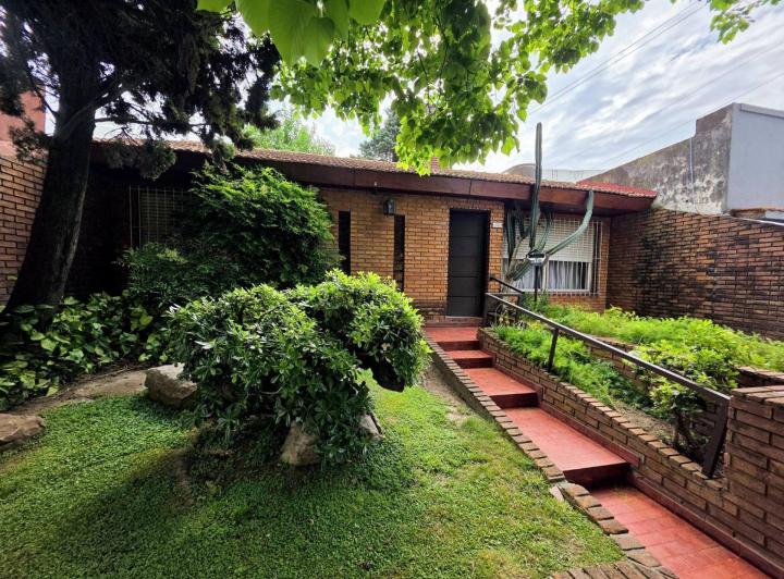 Casa · 167m² · 6 Ambientes
