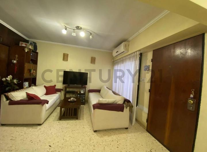 Casa · 100m² · 4 Ambientes