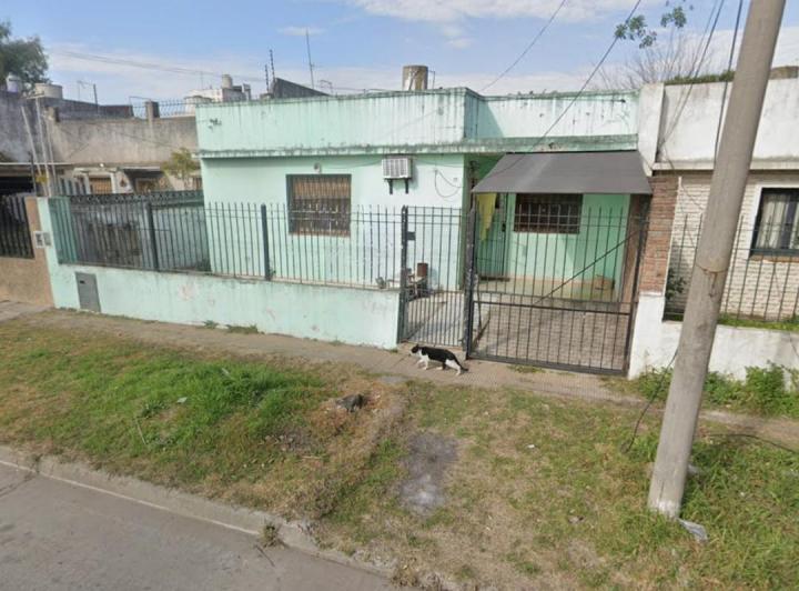 Casa · 300m² · 3 Ambientes · 1 Cochera