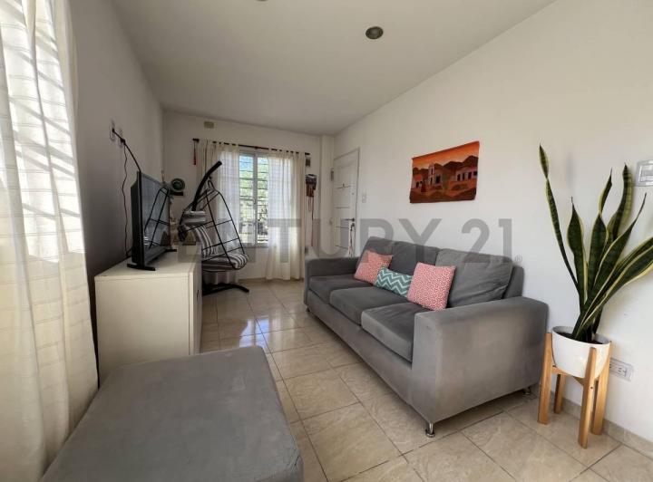 Casa · 81m² · 4 Ambientes