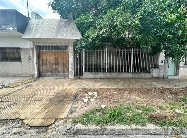 Casa · 183m² · 3 Ambientes · 1 Cochera