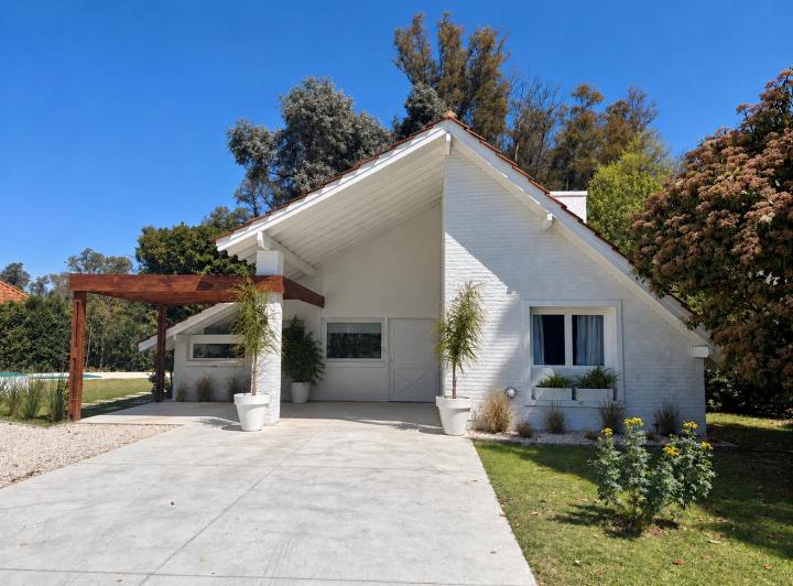Casa · 113m² · 6 Ambientes · 1 Cochera