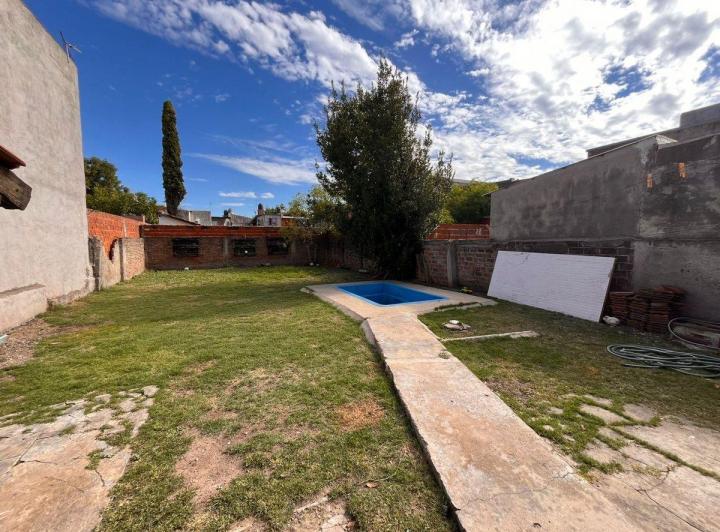 Casa · 72m² · 3 Ambientes · 1 Cochera