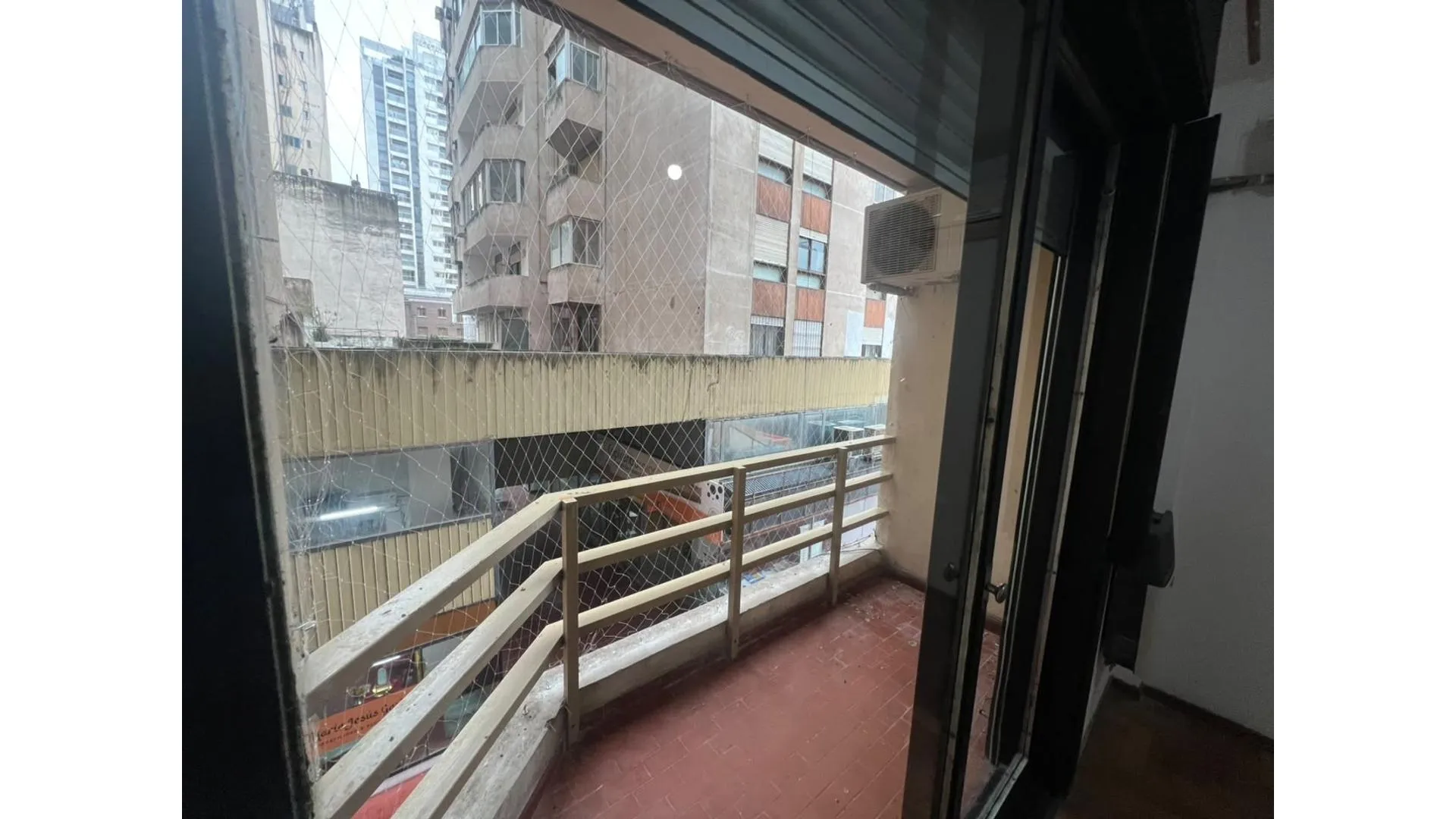 Departamento en alquiler 2 dormitorios con balcón externo