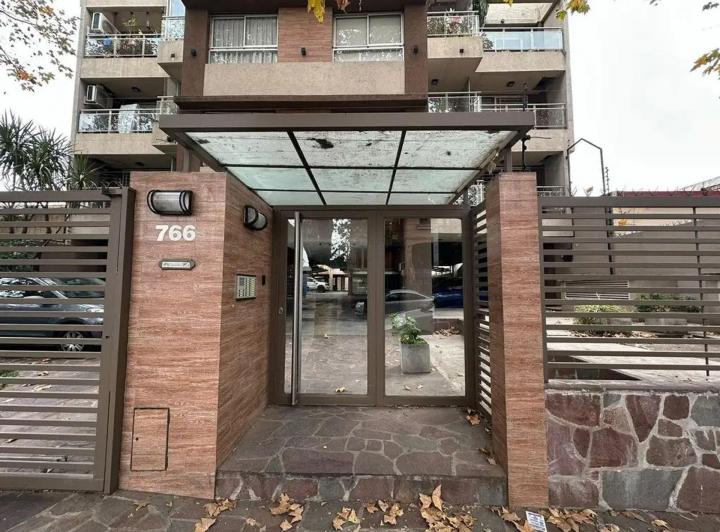 Departamento · 42m² · 2 Ambientes · 1 Cochera