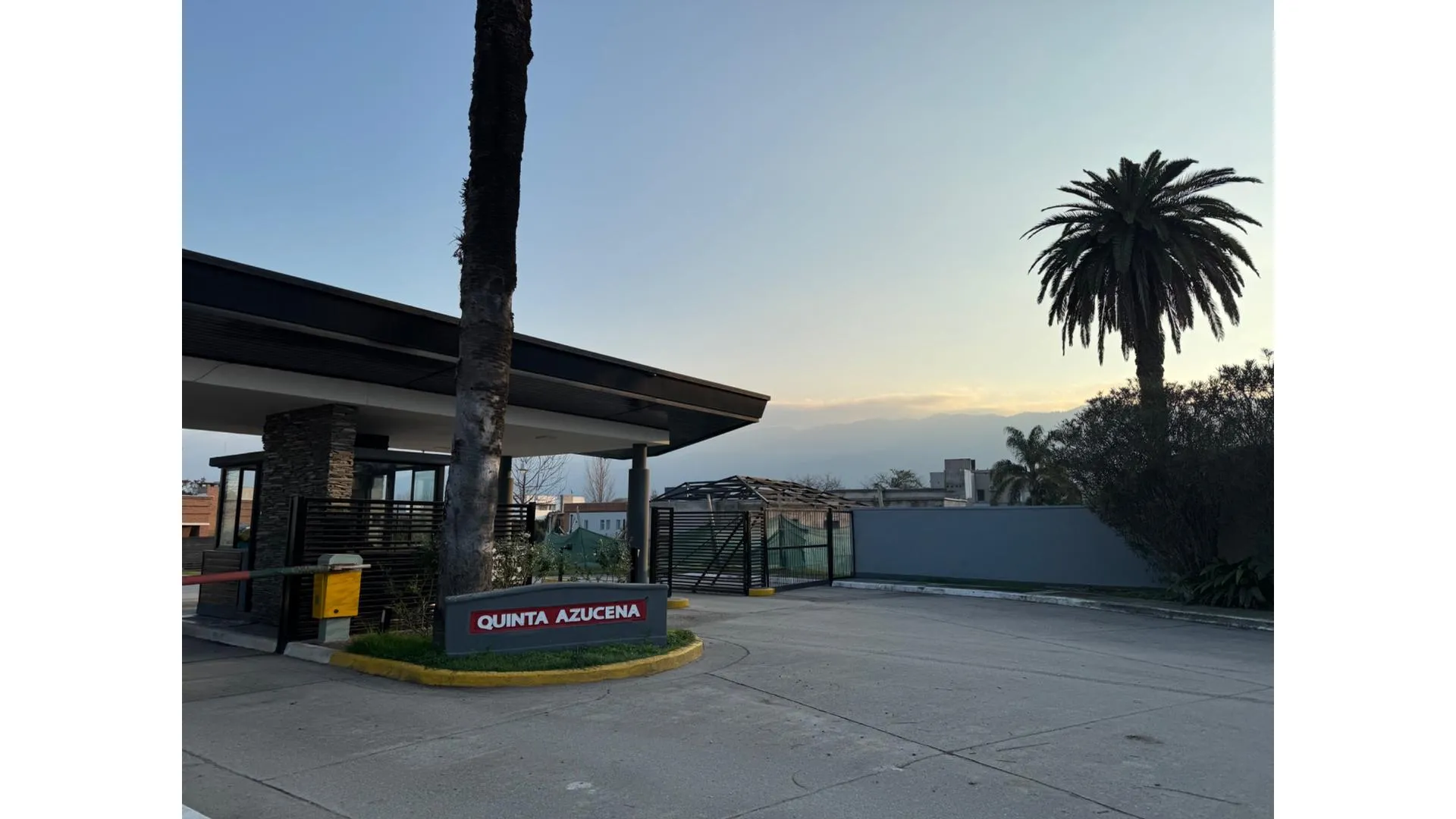 QUINTA AZUCENA - Terreno central en venta