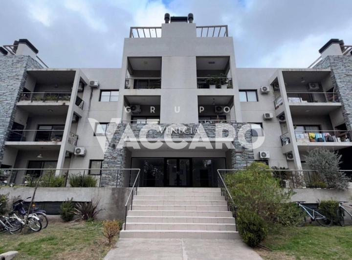 Departamento · 80m² · 3 Ambientes · 1 Cochera