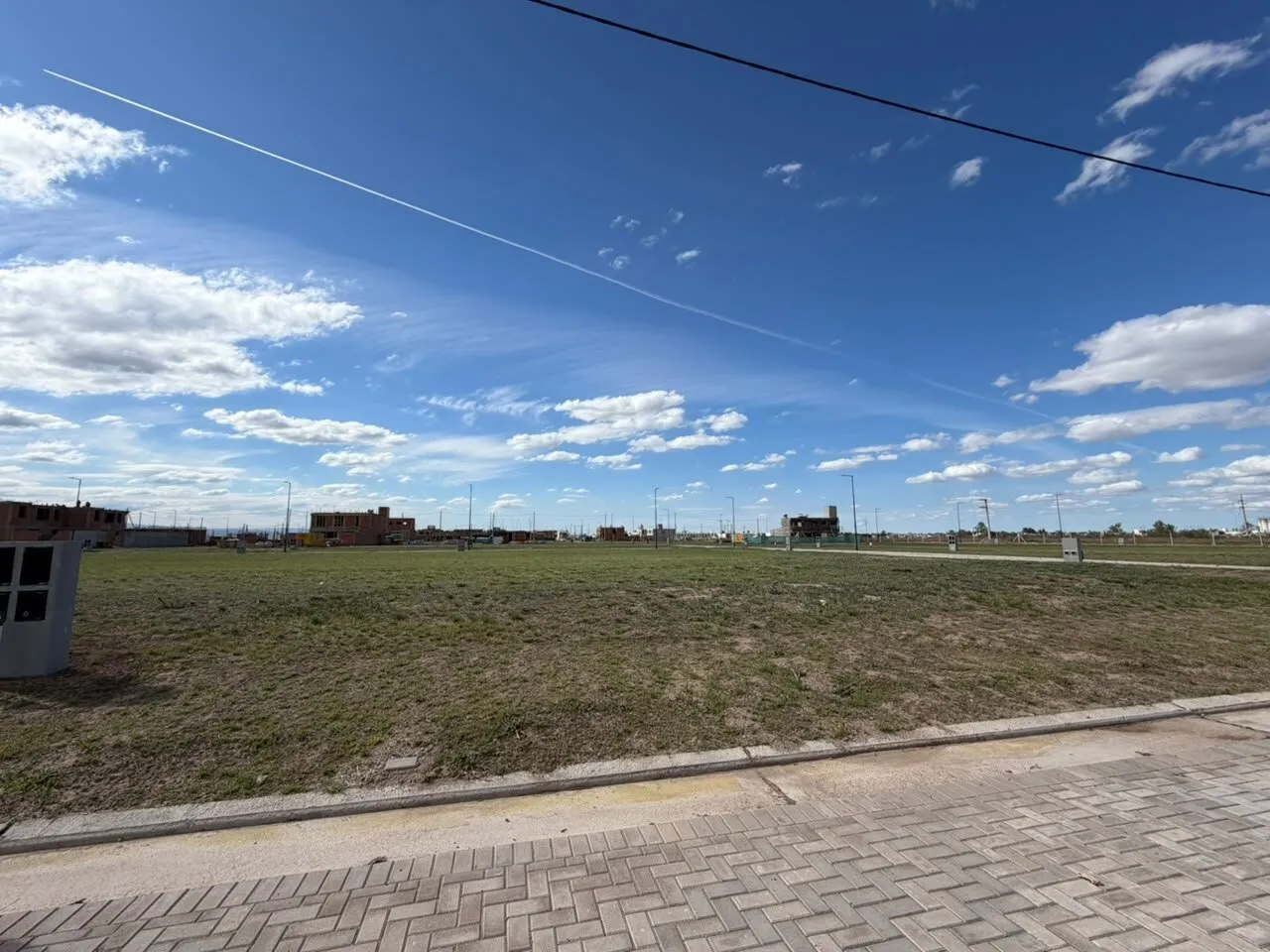 LOTE EN ABRAS DE MANANTIALES EN VENTA