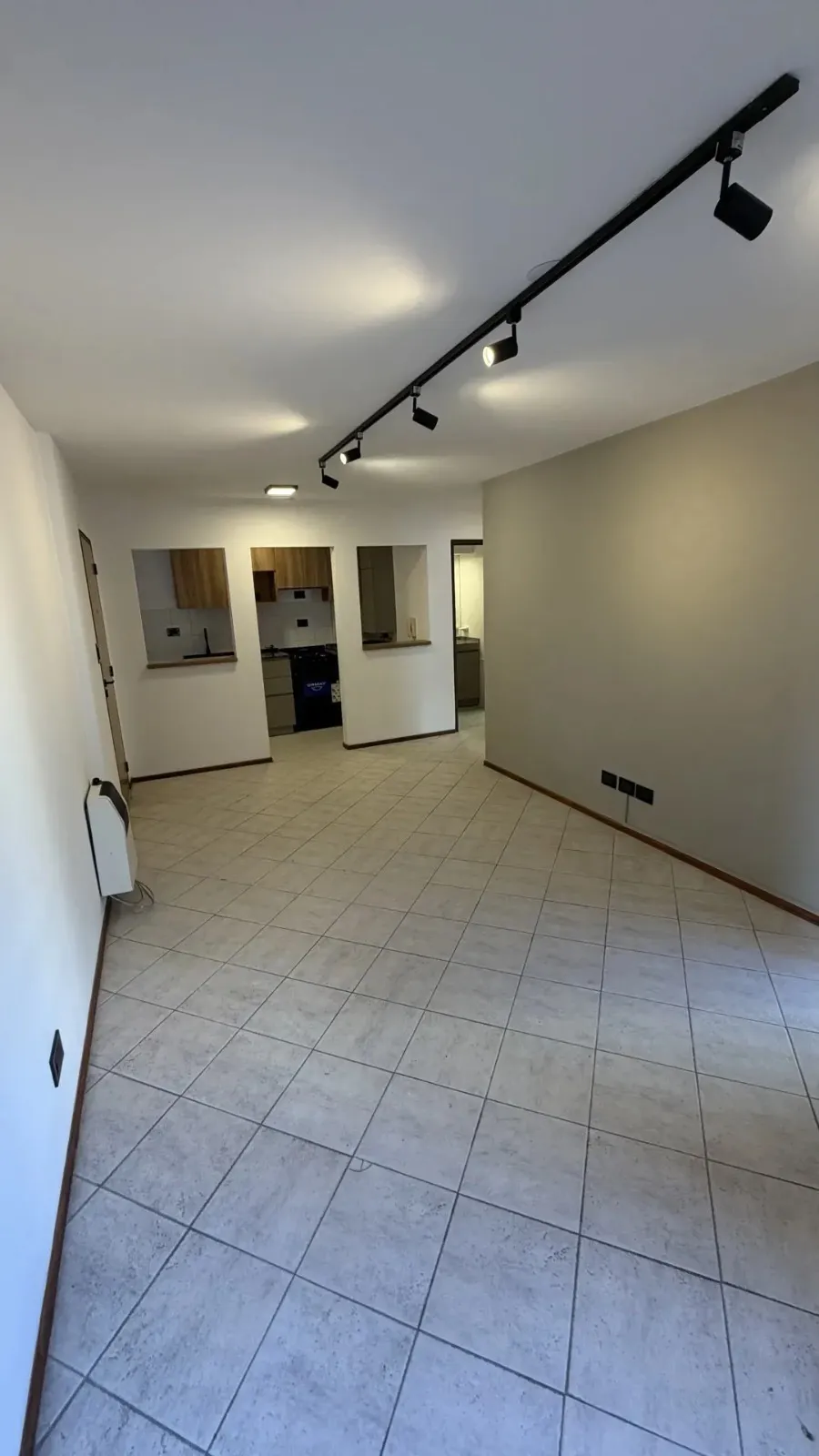 VENTA Departamento Remodelado de 1 Dormitorio c/ Balcón en Nueva Córdoba | Av. Hipólito Yrigoyen al 400