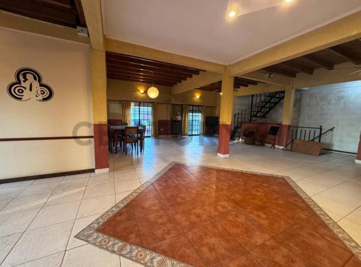 Departamento · 246m² · 3 Ambientes · 1 Cochera