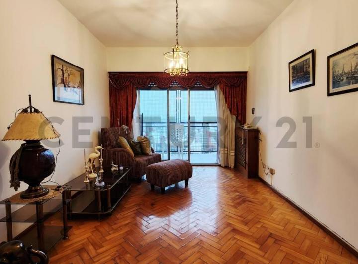 Departamento · 80m² · 4 Ambientes